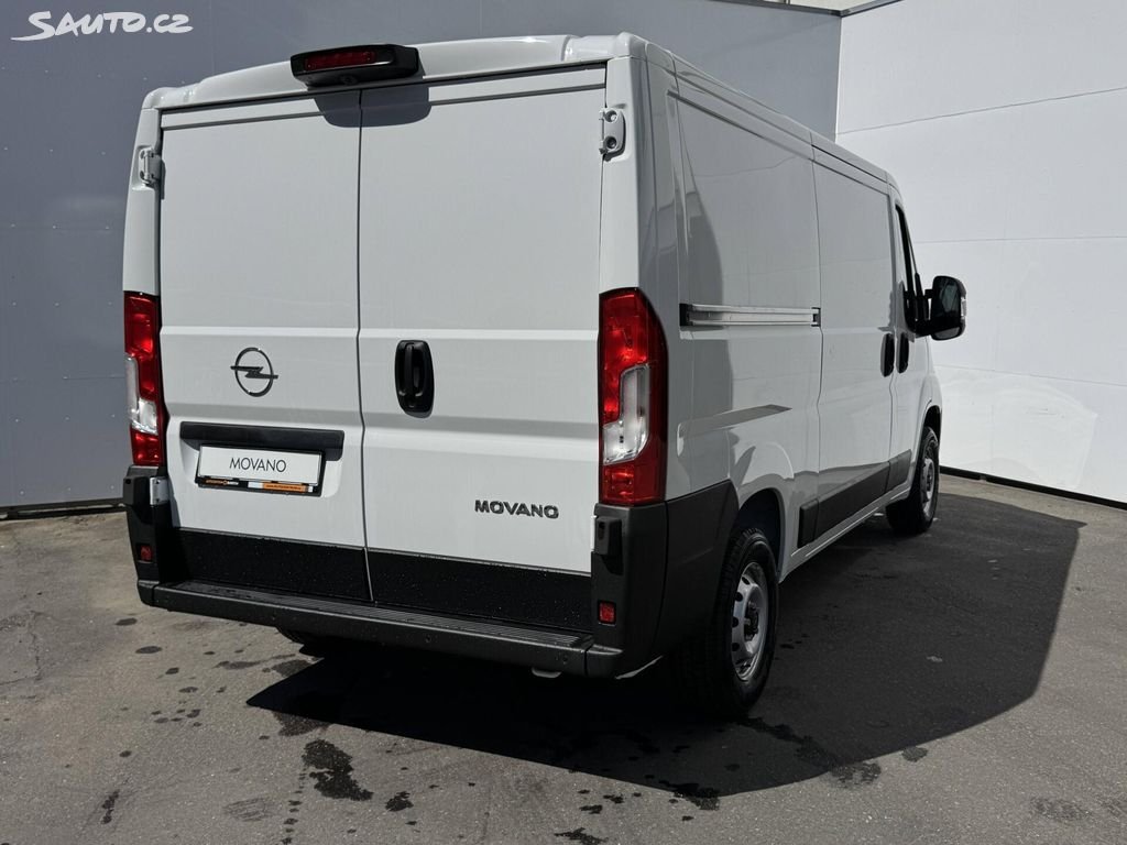 Opel Movano